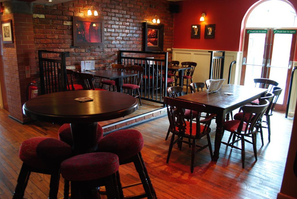 Eaton Hotel Chester Extérieur photo